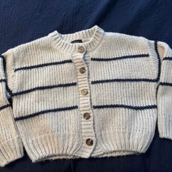 Vici Sweaters - VICI Clement Button Down